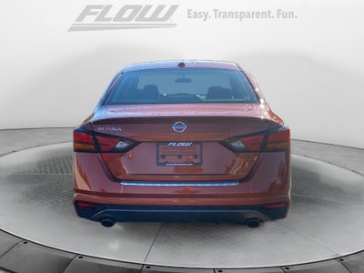 2022 Nissan Altima SR FWD