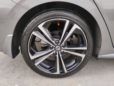 2021 Nissan Sentra SR Xtronic CVT