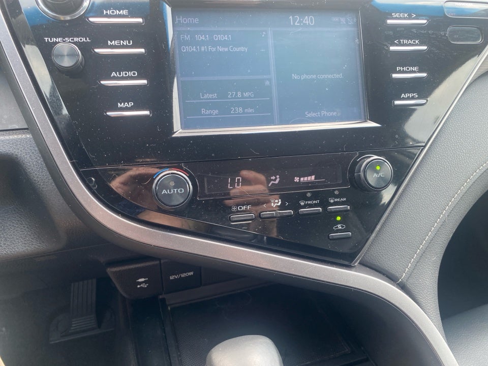 2019 Toyota Camry SE