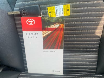 2019 Toyota Camry SE