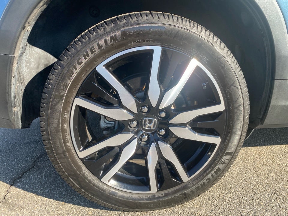 2020 Honda Pilot AWD Touring 8 Passenger