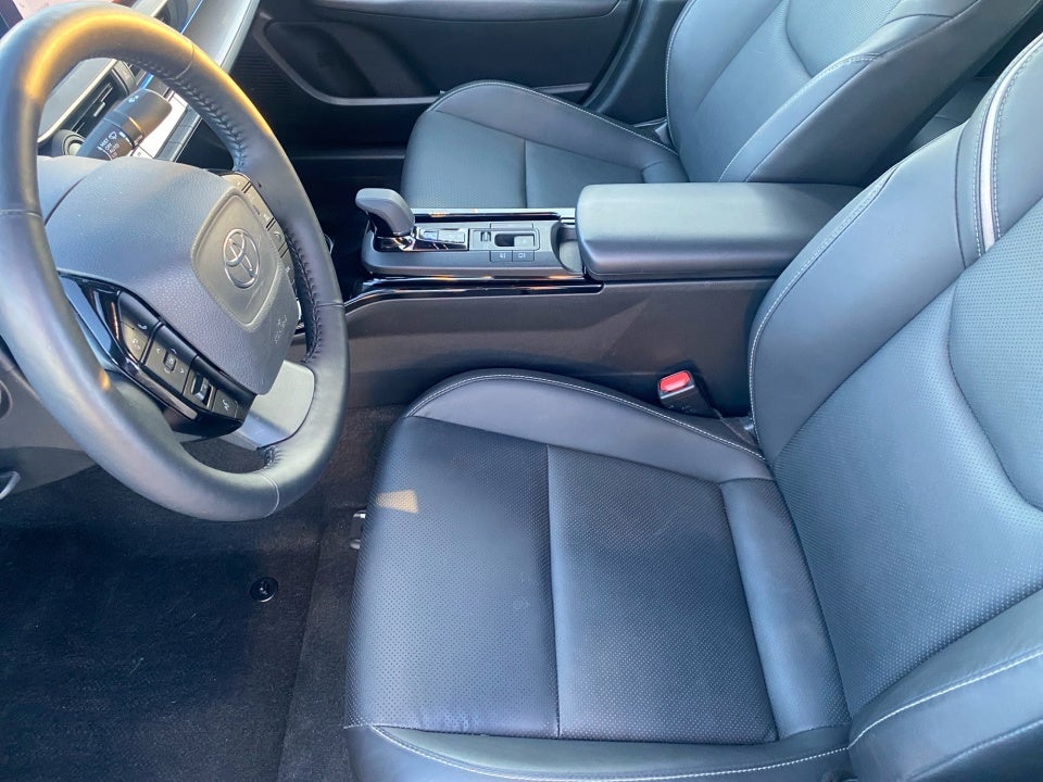 2024 Toyota Prius XLE