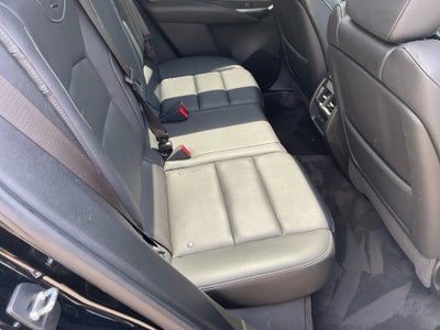 2024 Cadillac XT4 FWD Premium Luxury