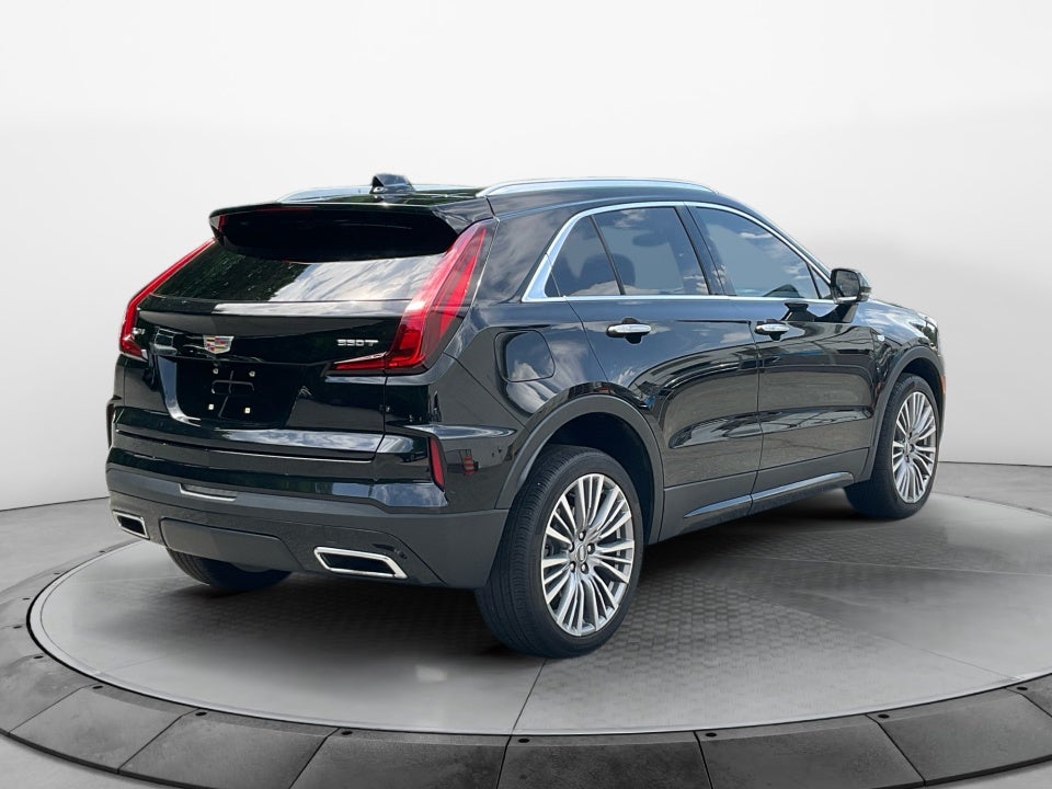 2024 Cadillac XT4 FWD Premium Luxury