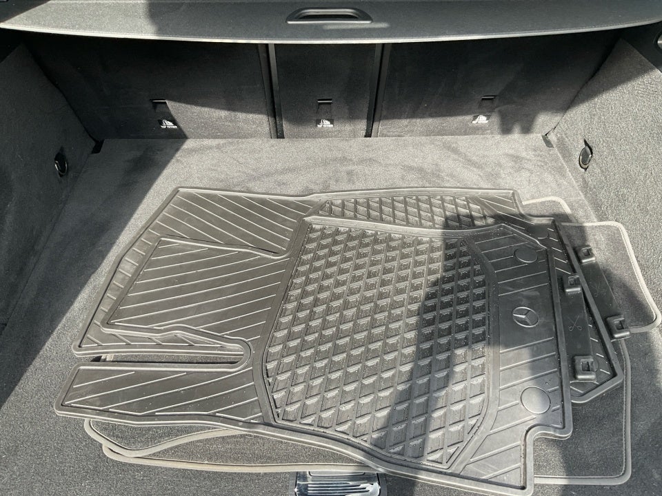 2020 Mercedes-Benz GLC 300 GLC 300