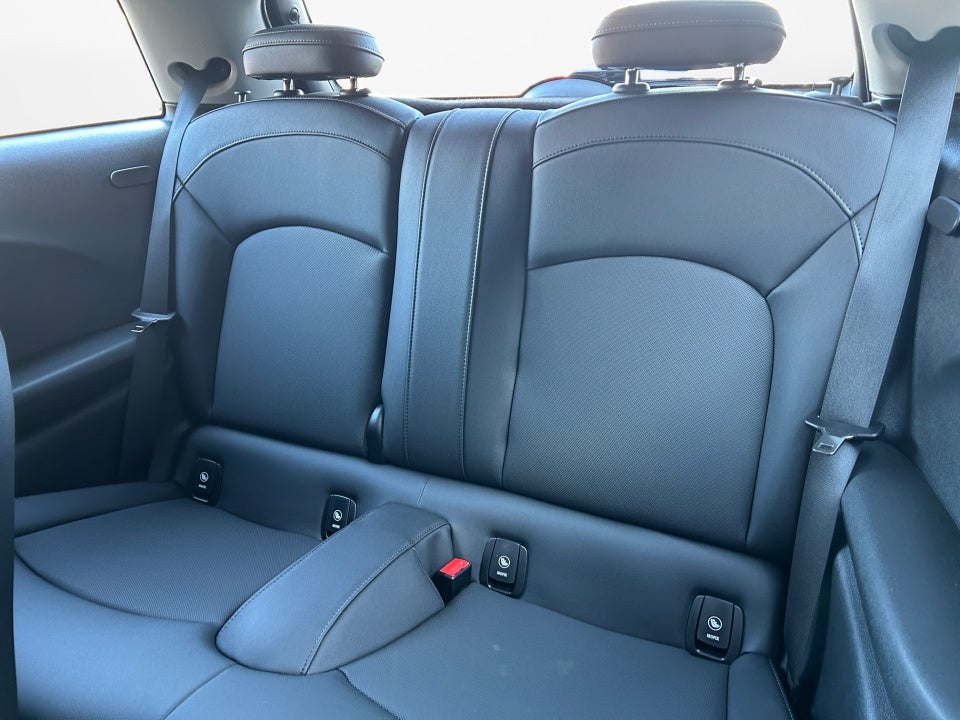 2024 MINI SE Hardtop Cooper