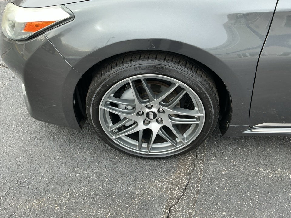 2014 Toyota Avalon XLE