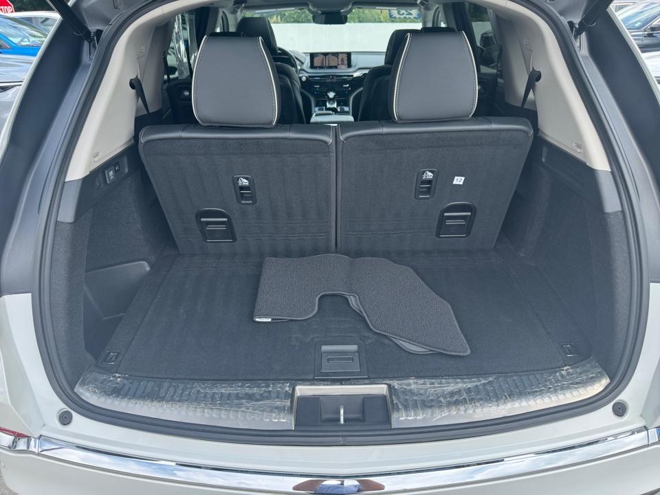 2023 Acura MDX w/Advance Package