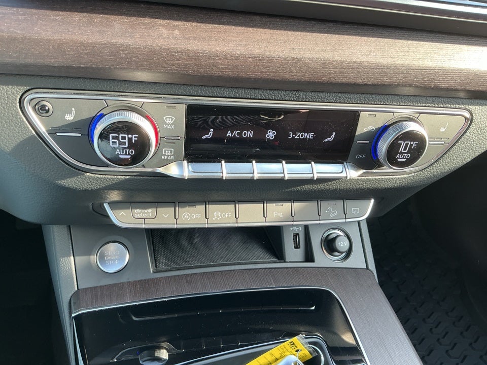 2022 Audi Q5 Premium 45 TFSI S line quattro S tronic