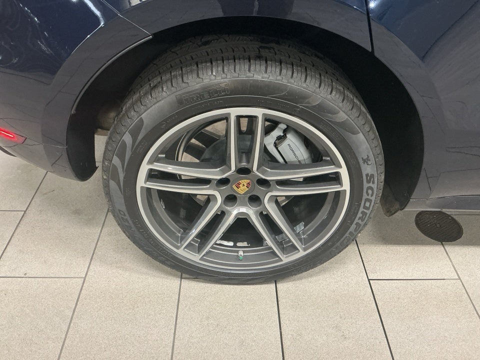 2020 Porsche Macan Turbo