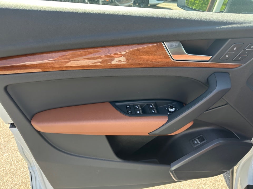 2023 Audi Q5 Premium 45 TFSI S line quattro