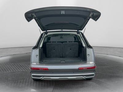 2023 Audi Q7 Premium Plus
