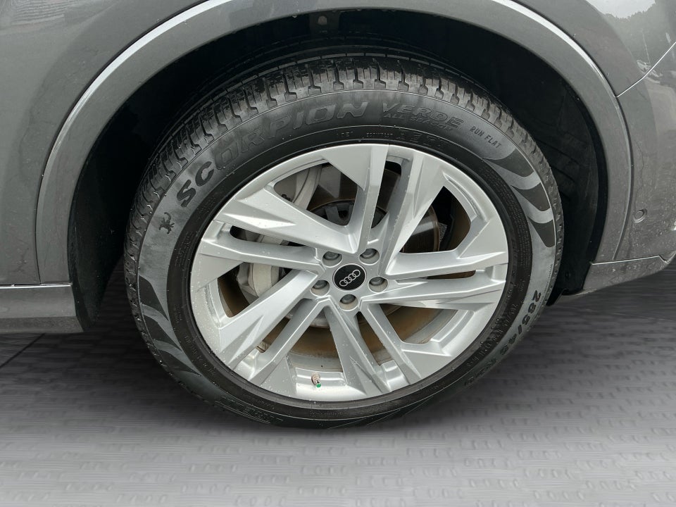 2023 Audi Q7 Premium Plus