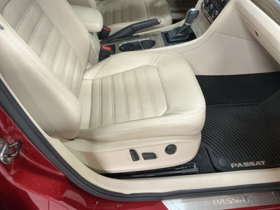 2017 Volkswagen Passat 1.8T SEL Premium