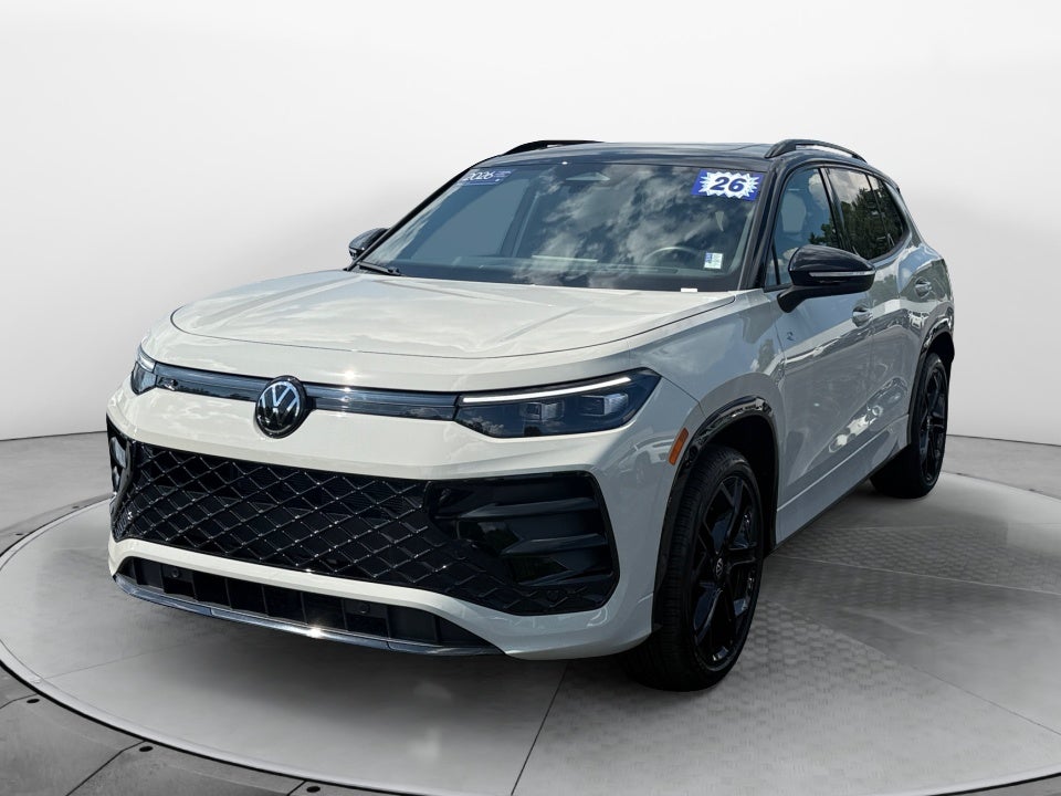 2026 Volkswagen Tiguan SE R-Line Black