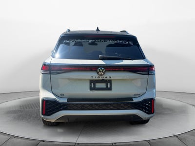 2026 Volkswagen Tiguan SE R-Line Black