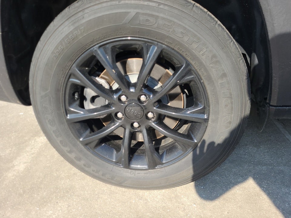 2023 Jeep Cherokee Altitude Lux 4x4