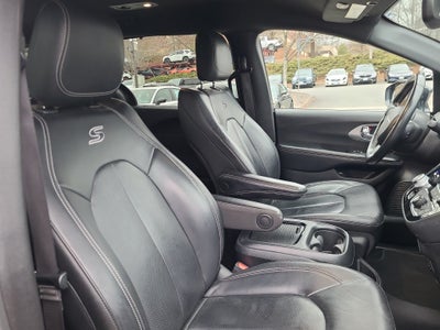 2021 Chrysler Pacifica Hybrid Touring L