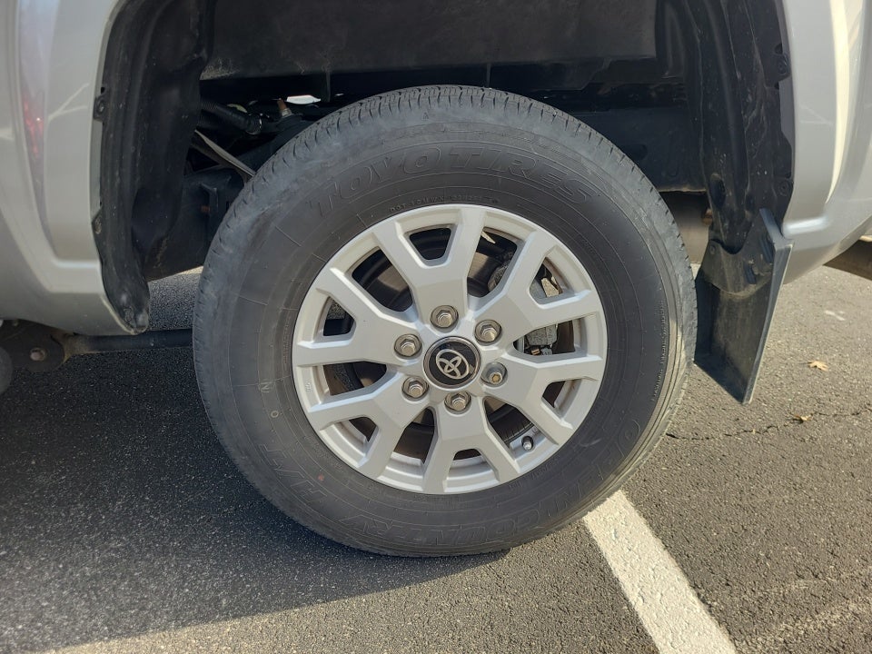 2024 Toyota Tacoma SR5