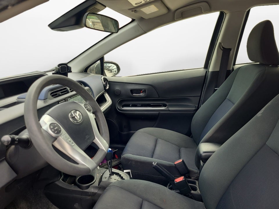 2017 Toyota Prius c Three