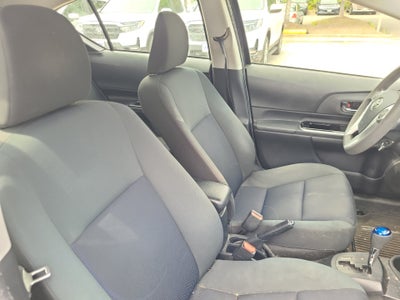 2017 Toyota Prius c Three