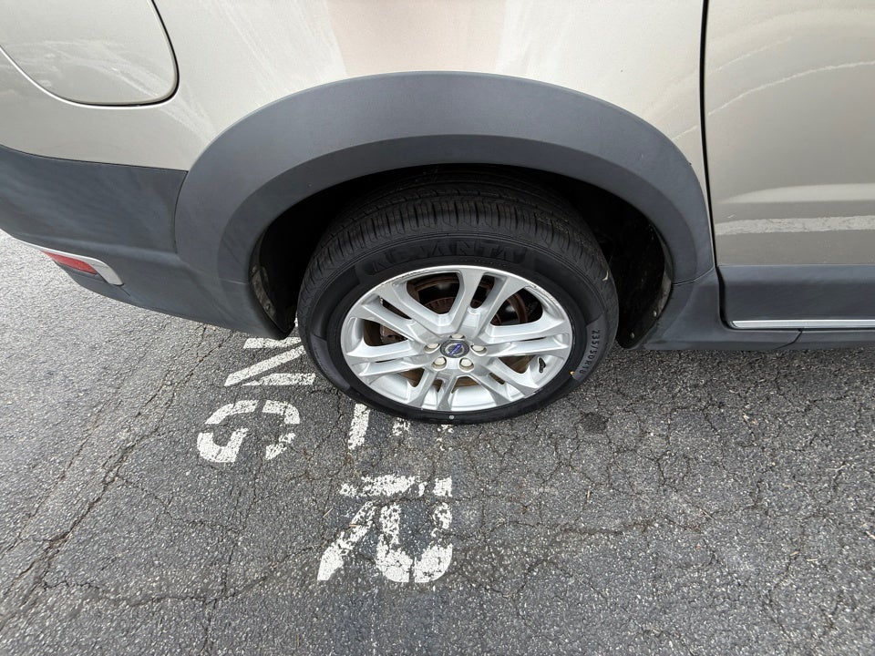 2016 Volvo XC70 T5 Drive-E Premier