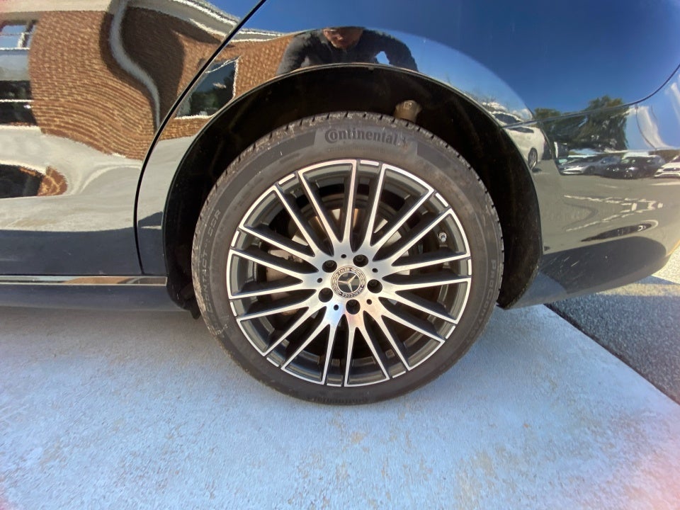 2025 Mercedes-Benz C 300 C 300