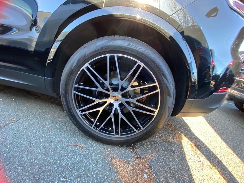 2025 Porsche Cayenne Coupe Coupe AWD