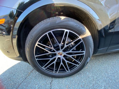 2025 Porsche Cayenne Coupe Coupe AWD