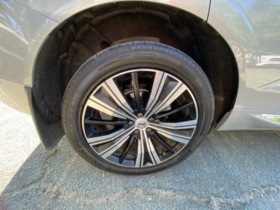 2022 Volvo XC60 B5 Inscription