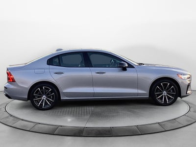 2024 Volvo S60 Recharge Plug-In Hybrid T8 Plus Dark Theme