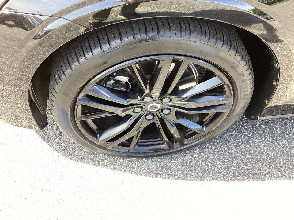 2024 Volvo S60 B5 Plus Black Edition