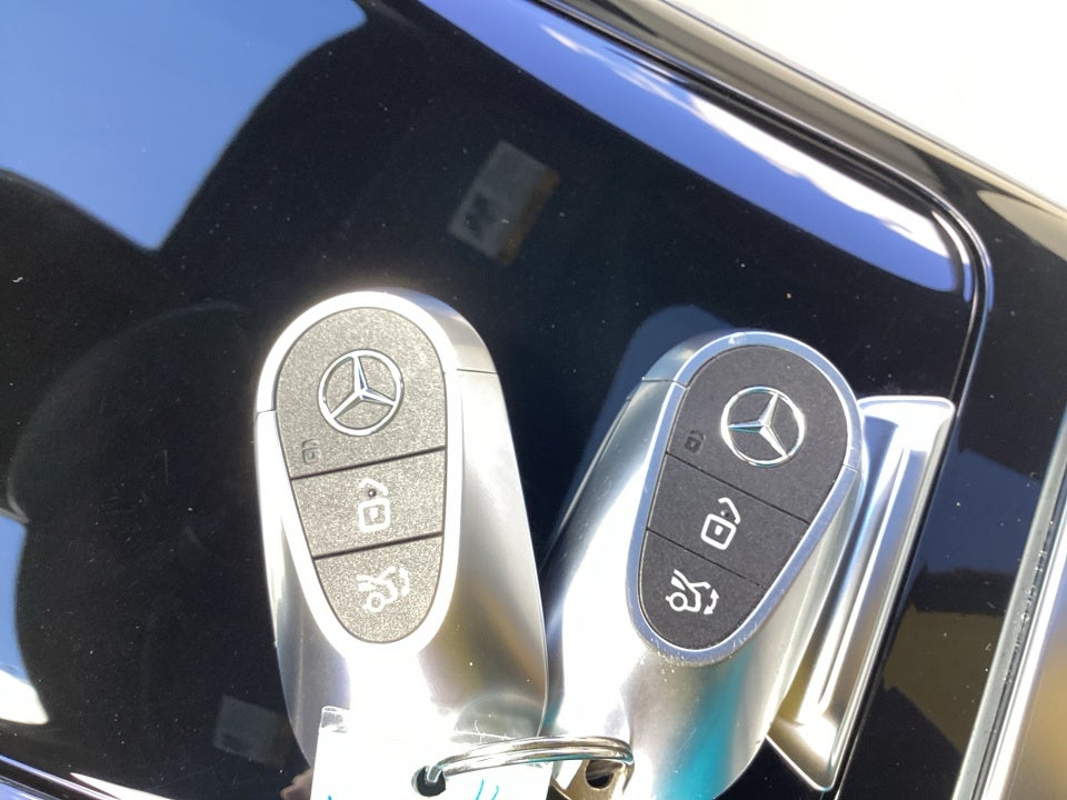 2025 Mercedes-Benz GLC 300 GLC 300
