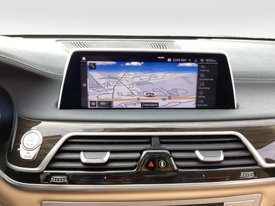 2021 BMW 750i xDrive