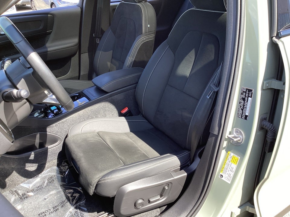 2023 Volvo C40 Recharge Pure Electric Ultimate