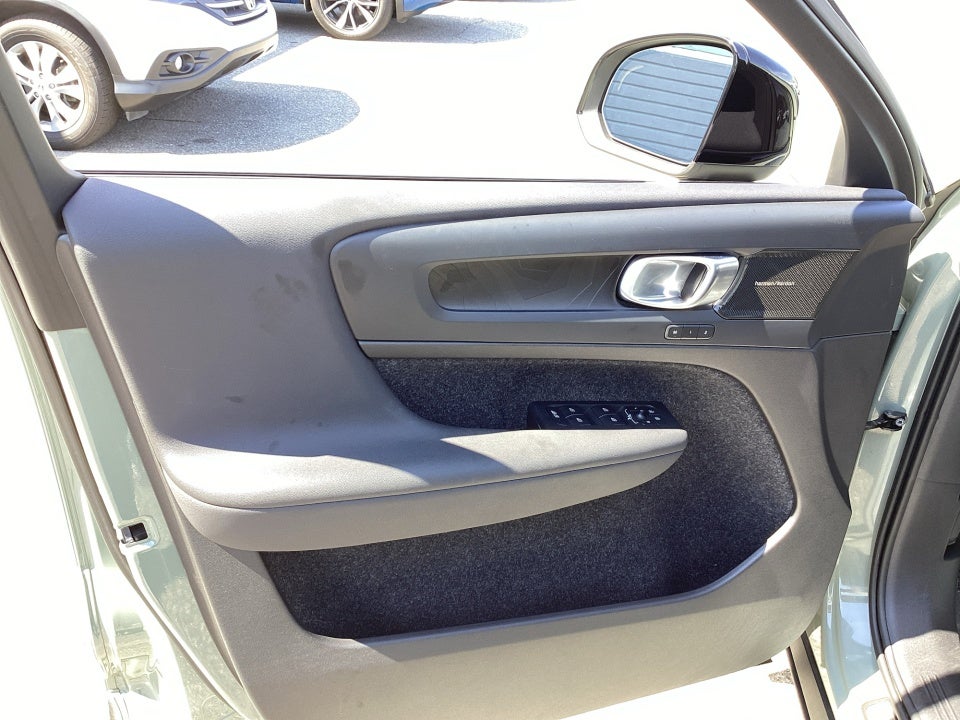 2023 Volvo C40 Recharge Pure Electric Ultimate