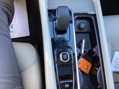 2023 Volvo XC60 B5 Plus Bright Theme