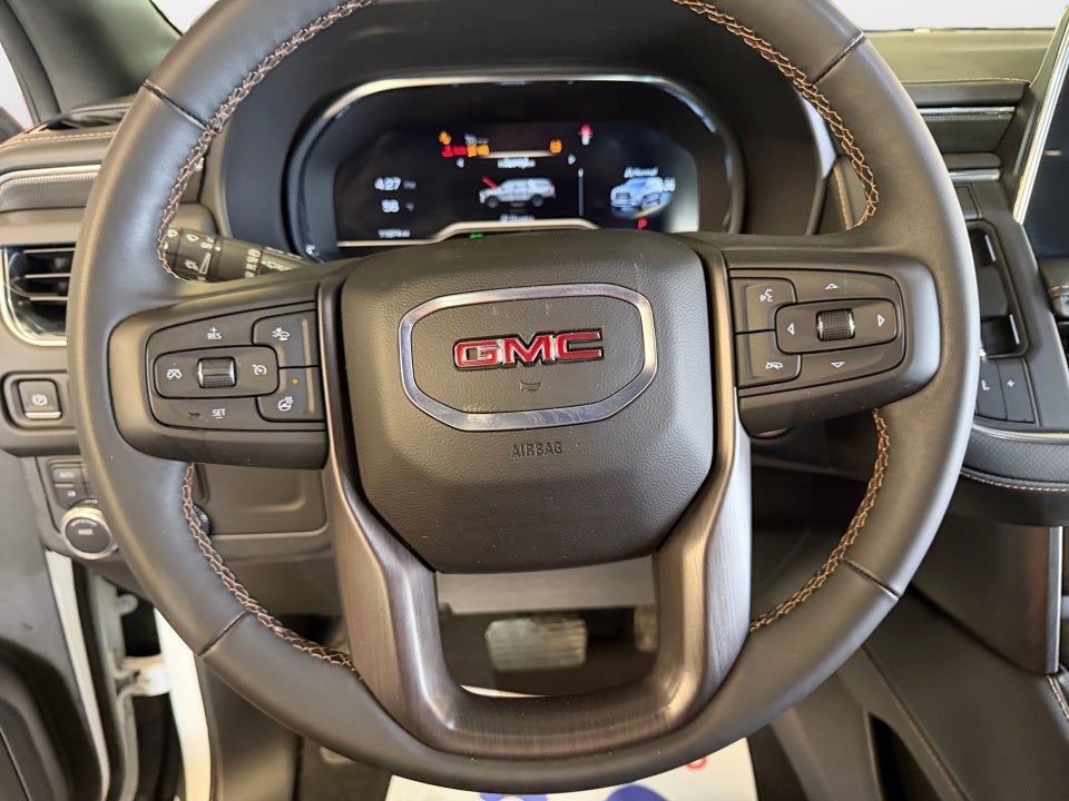 2024 GMC Yukon 4WD AT4