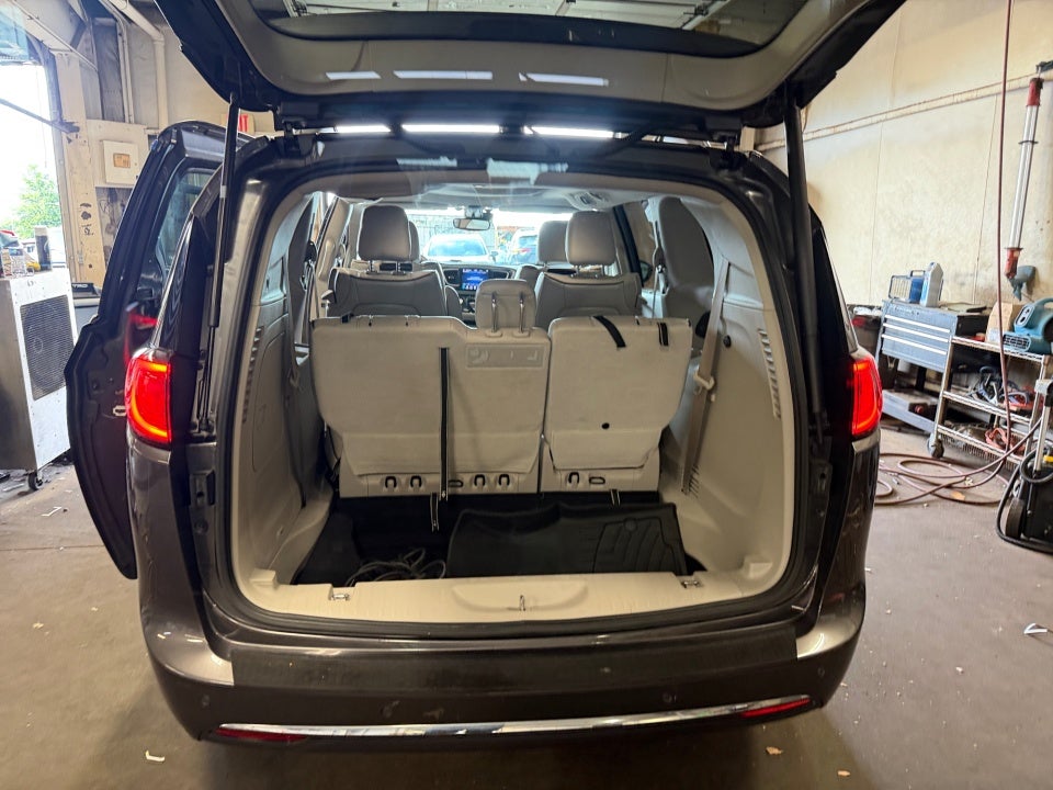 2019 Chrysler Pacifica Hybrid Limited