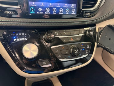 2019 Chrysler Pacifica Hybrid Limited
