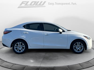 2017 Toyota Yaris iA Base