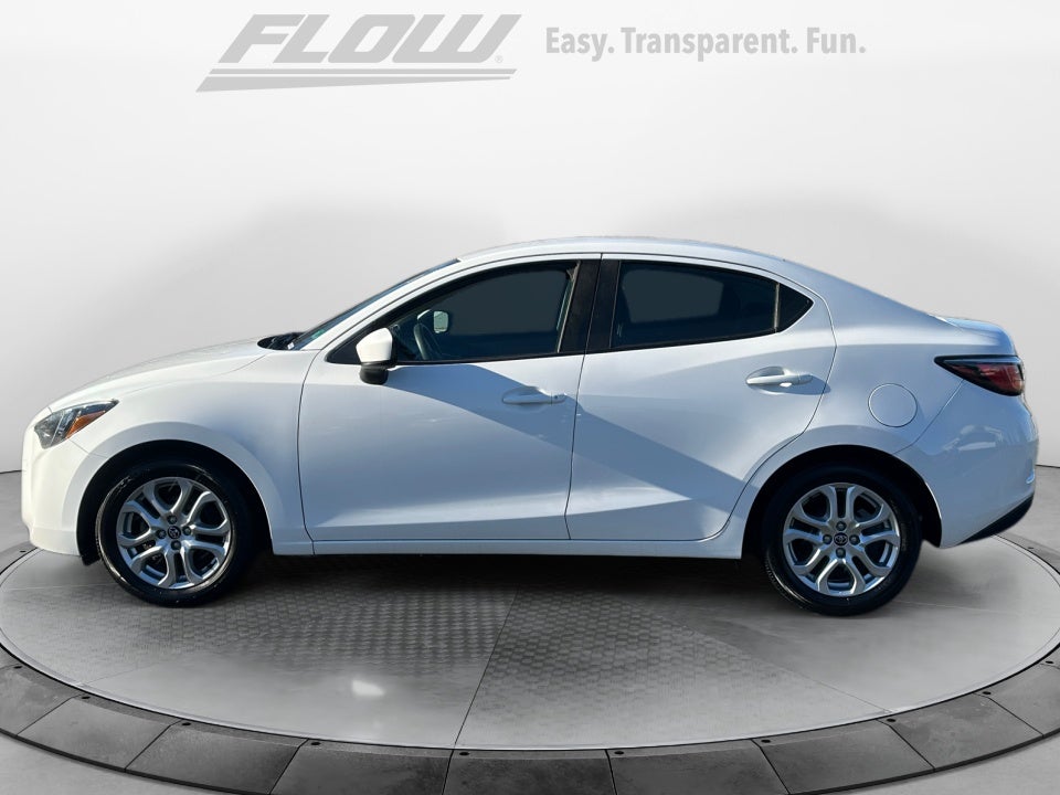 2017 Toyota Yaris iA Base