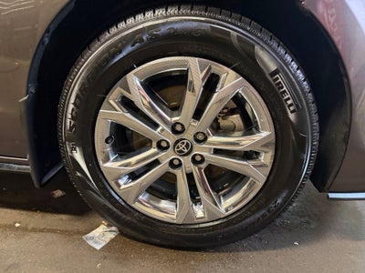 2022 Toyota Sienna Platinum