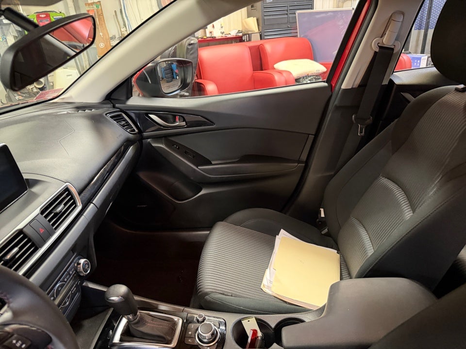 2015 Mazda Mazda3 Hatchback i Touring
