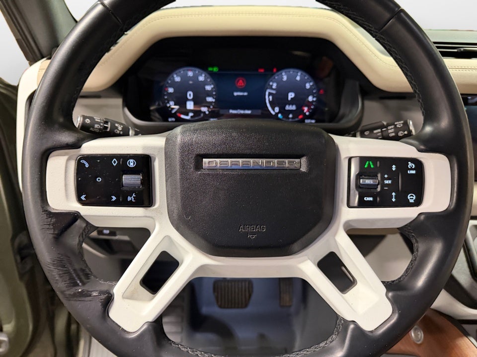2024 Land Rover Defender 110 P400 S