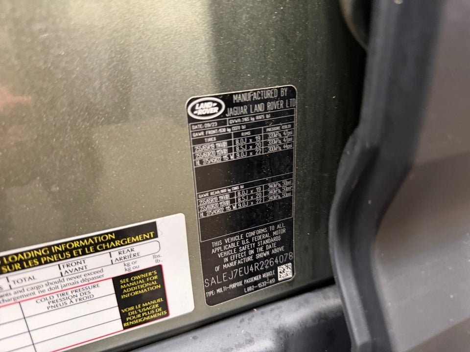 2024 Land Rover Defender 110 P400 S