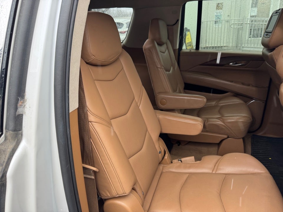 2016 Cadillac Escalade ESV Platinum