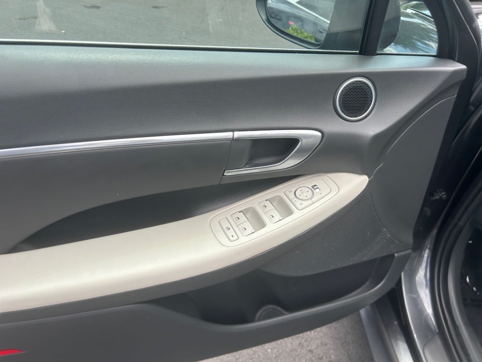 2023 Hyundai Sonata Hybrid Blue