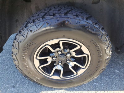 2018 RAM 1500 Rebel Crew Cab 4x4 5'7" Box