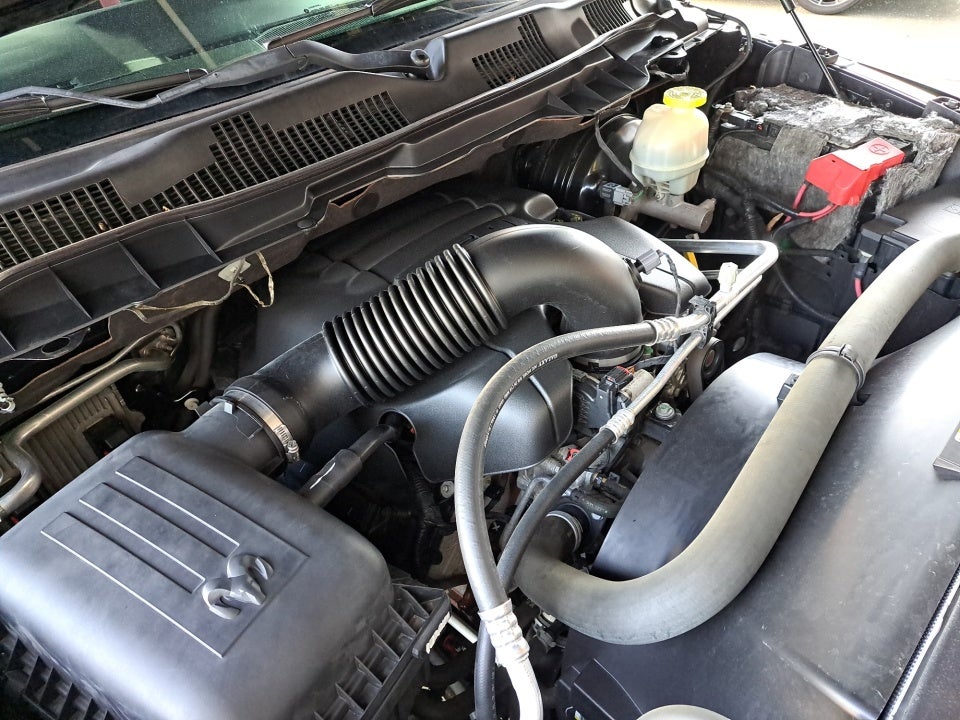 2018 RAM 1500 Rebel Crew Cab 4x4 5'7" Box